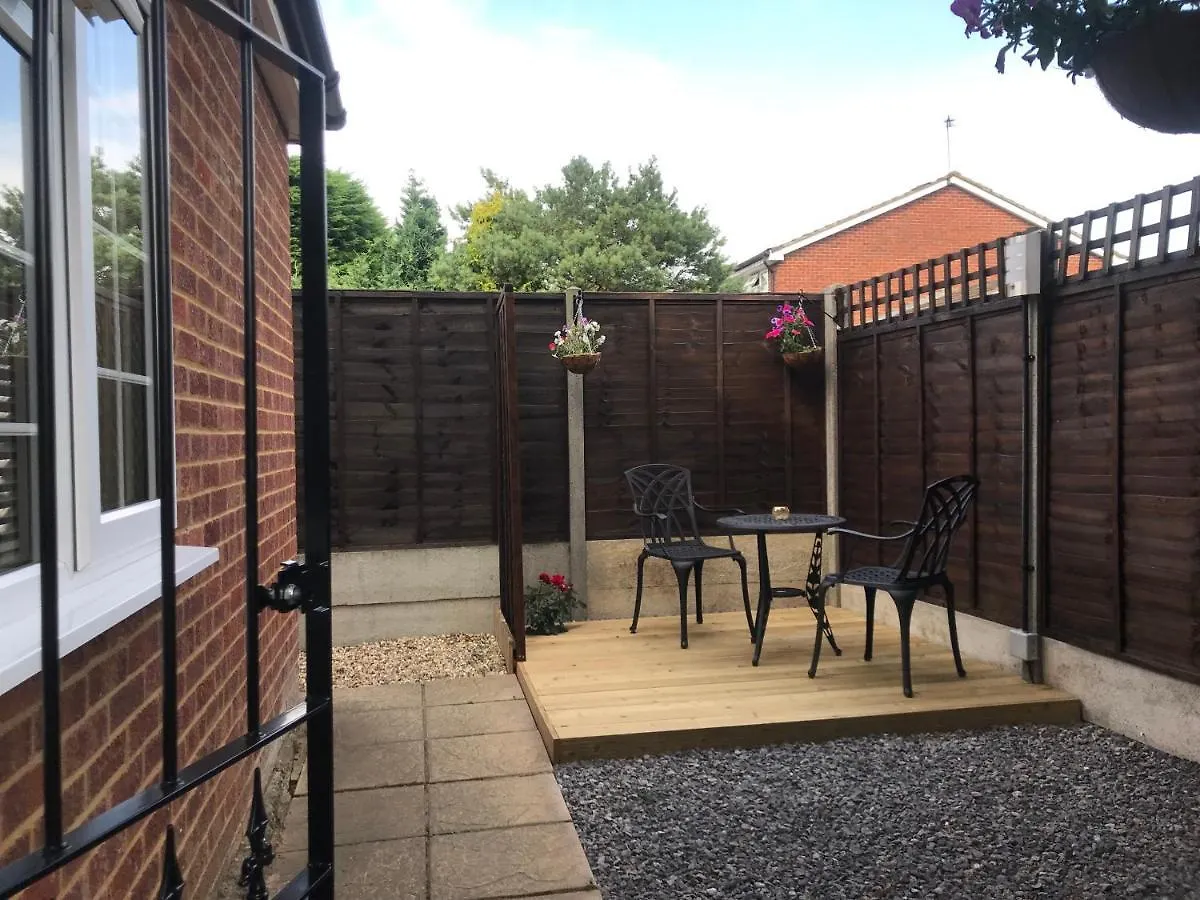 Apartment Studio-1-Staines/Heathrow/London-Own Entrance United Kingdom